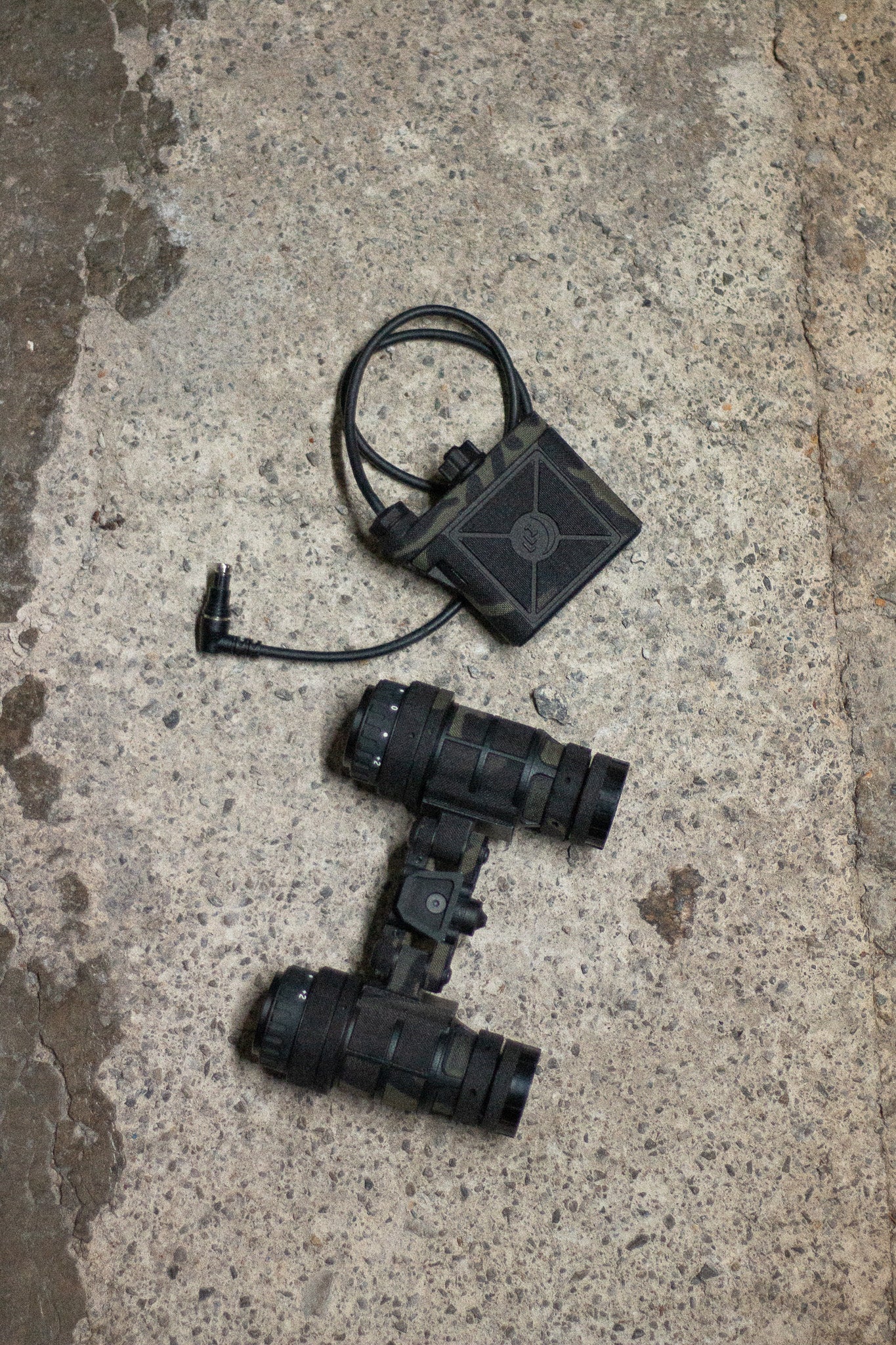 LLUL-21 night vision device + battery pack with Multicam Black K.wrap mil‑spec Cordura camo and 3M adhesive for IR resistance & concealment