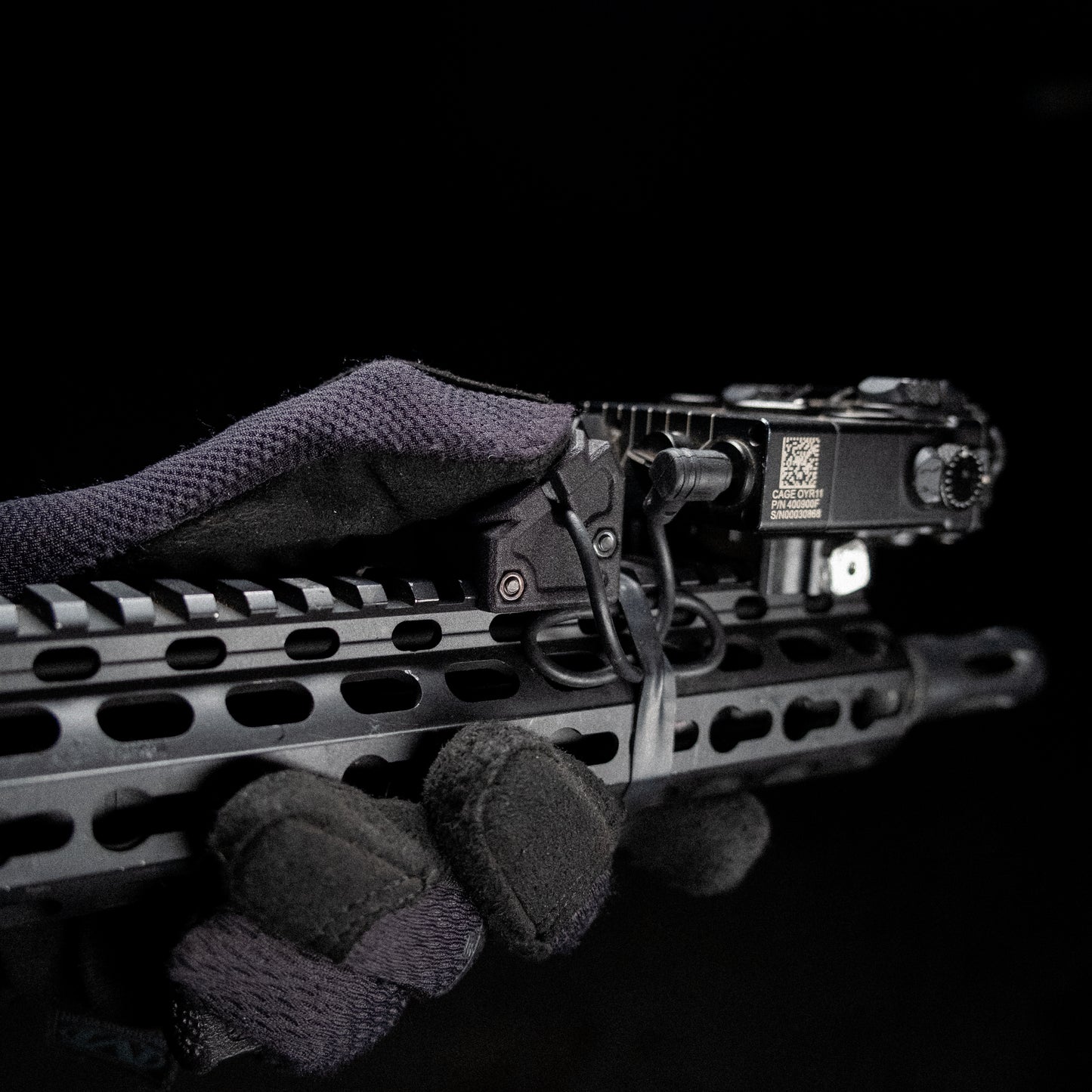 35° angled low-profile mount for ModButton™ Lite on handguard