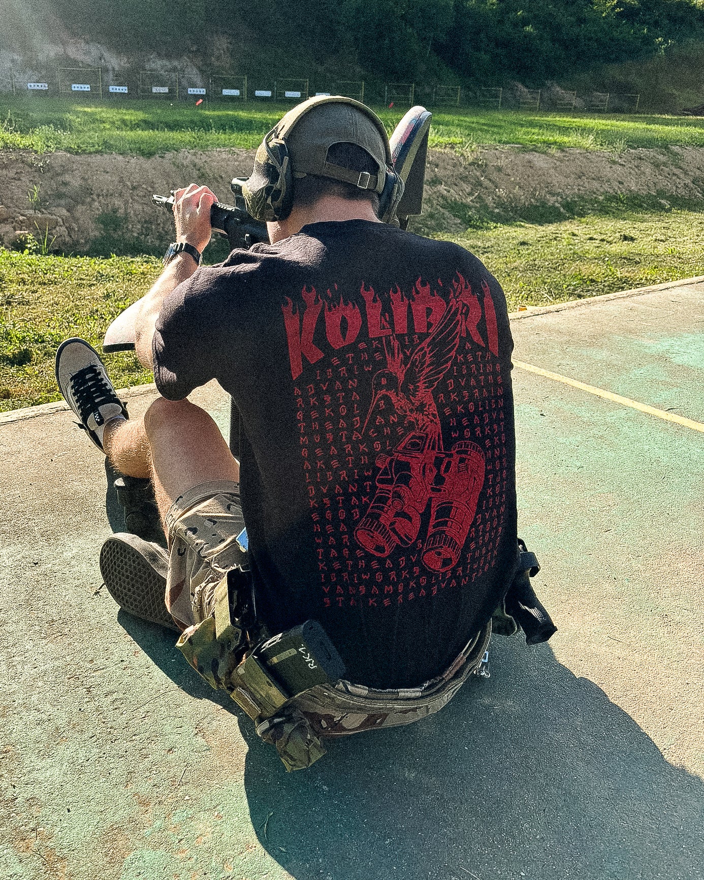 KOLIBRI.works HELLDIVER TEE